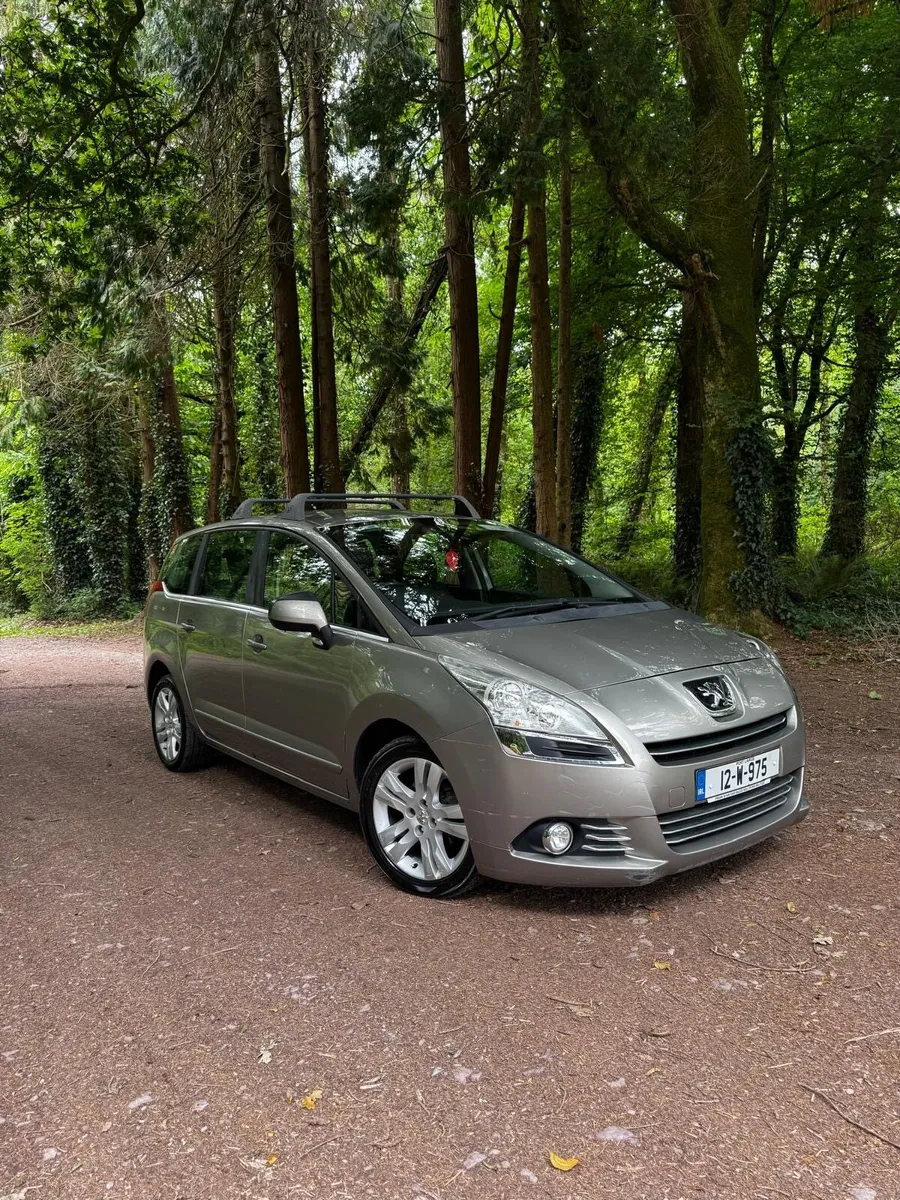 2012 Peugeot 5008, NCT 11/25, tax 10/25 - Image 1