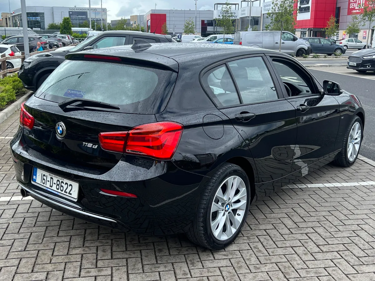 BMW 1-Series 2016 - Image 2