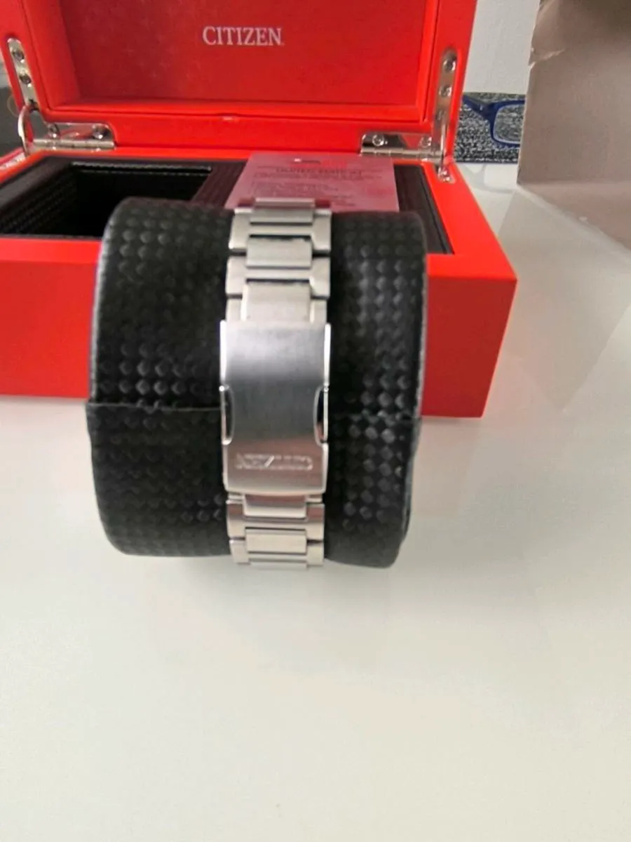 Mens red arrows watch - Image 3