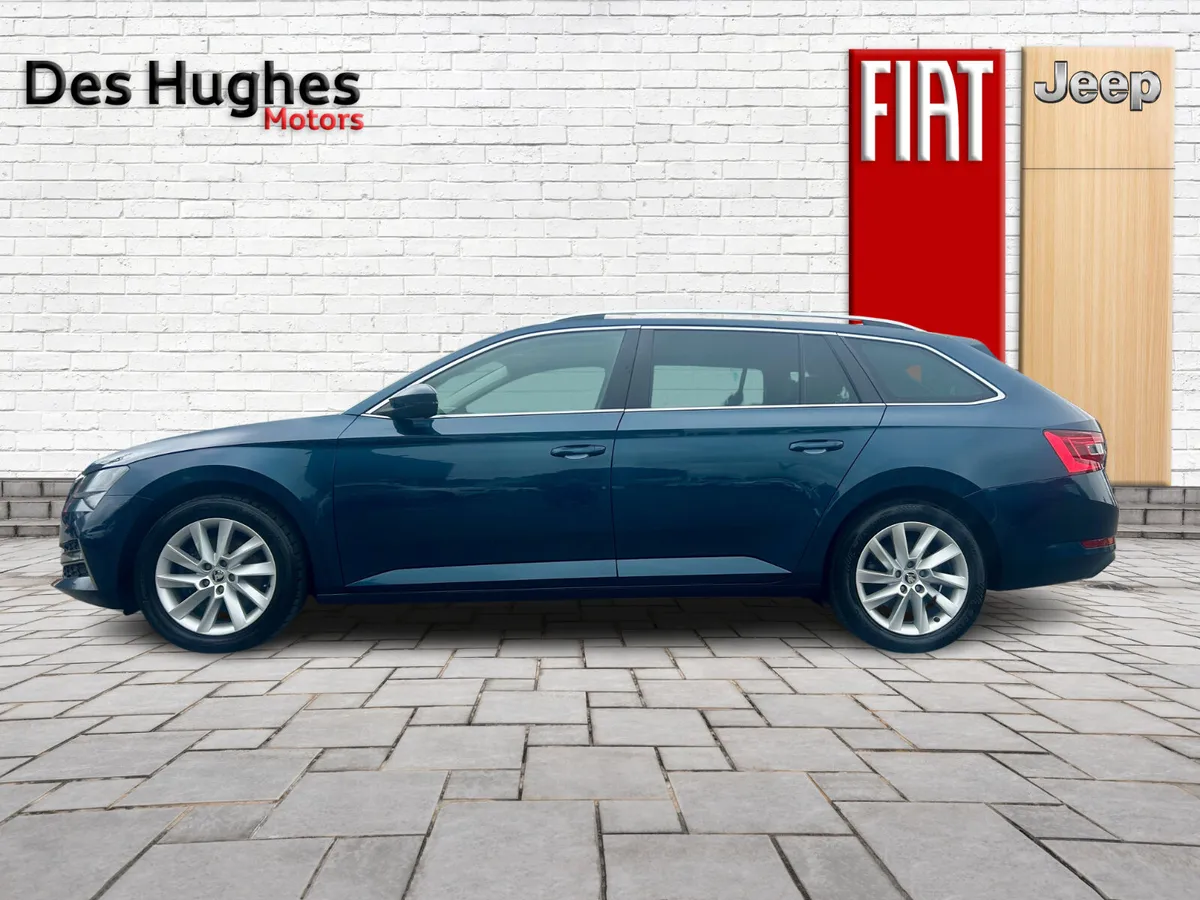 Skoda Superb 2022 1.4Tsi iV Se Technology Estate - Image 4