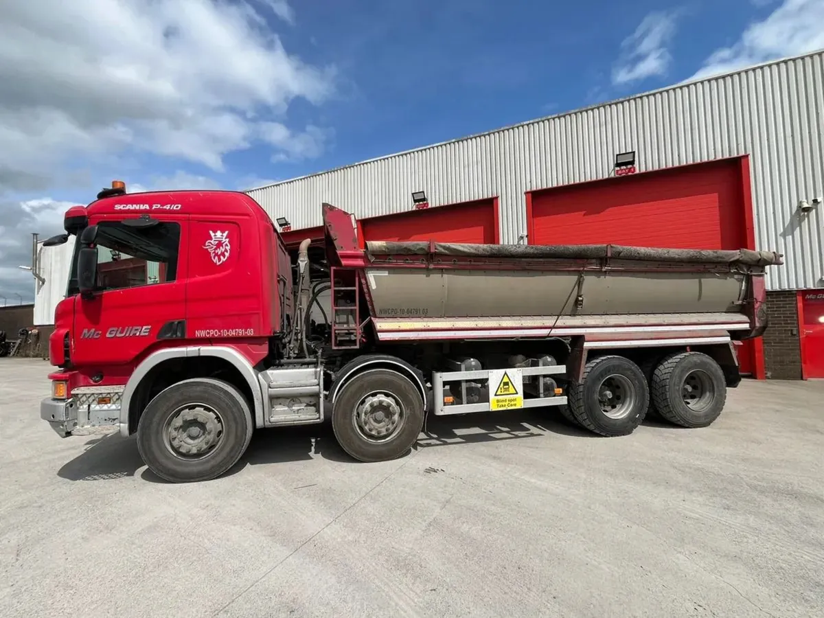 2017 Scania P410 8x4 Tipper - Image 4
