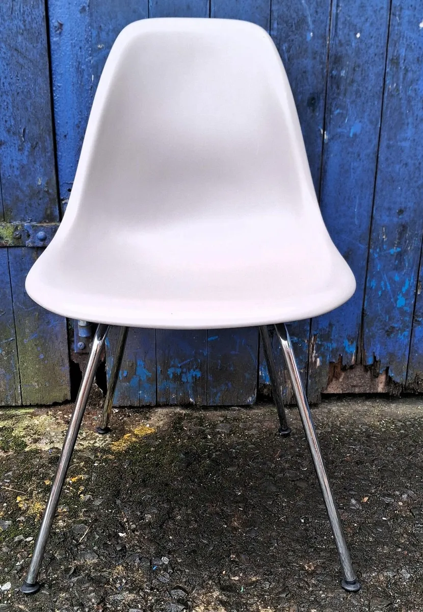 EAMES Plastic Chairs £110 Each/4 for £400 - Image 4