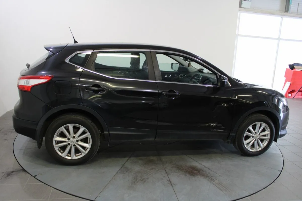 Nissan QASHQAI 1.5 DSL SV - Image 3