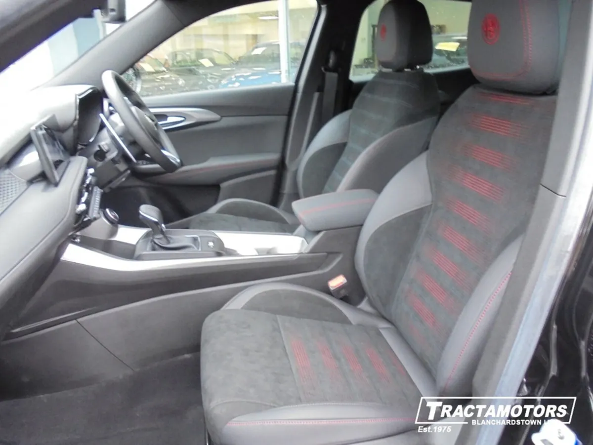 Alfa Romeo Tonale VELOCE 1.3 280 PHEV Q4 - Image 3