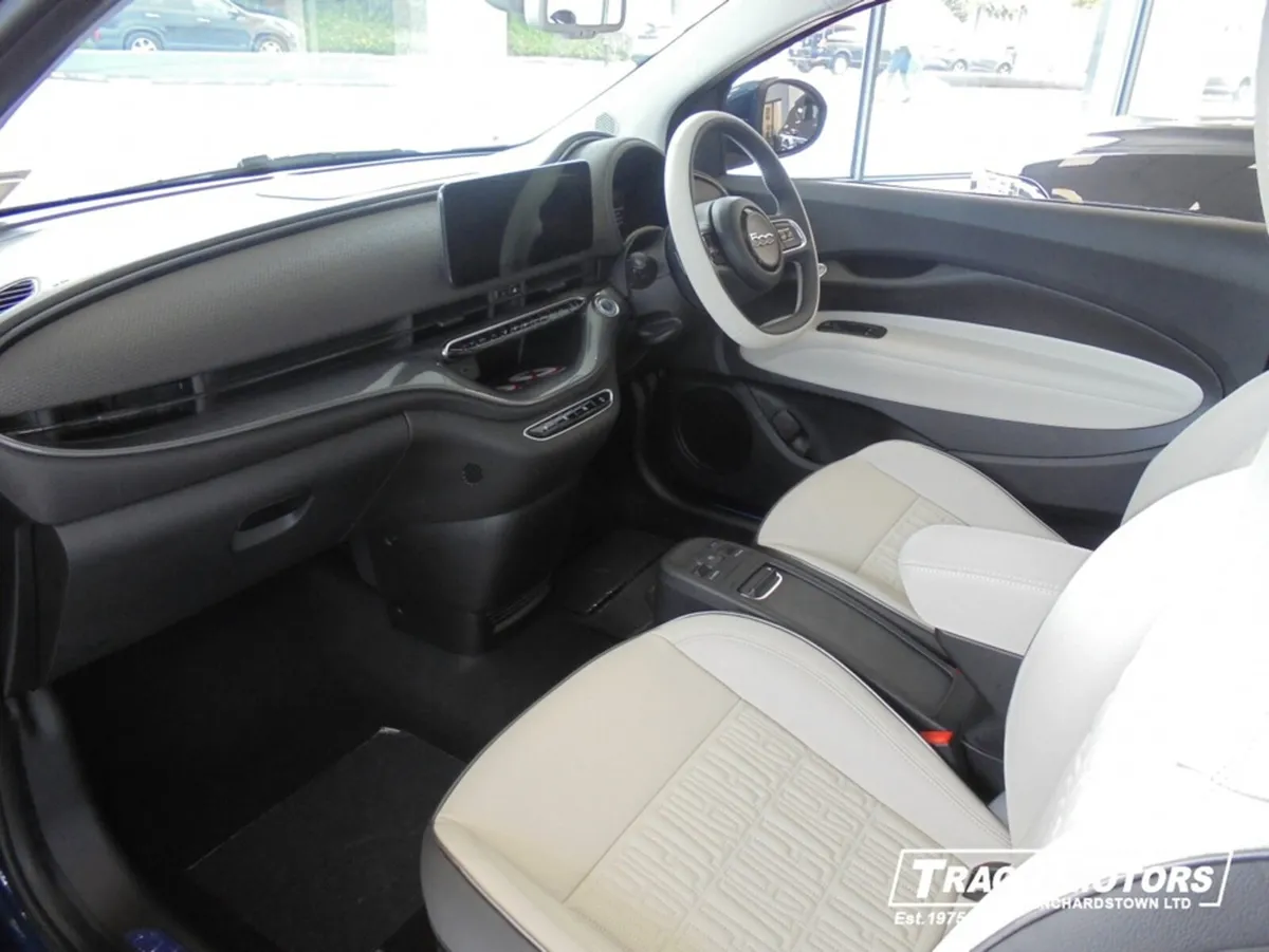 Fiat 500e LA PRIMA 42KW BATTERY - Image 3