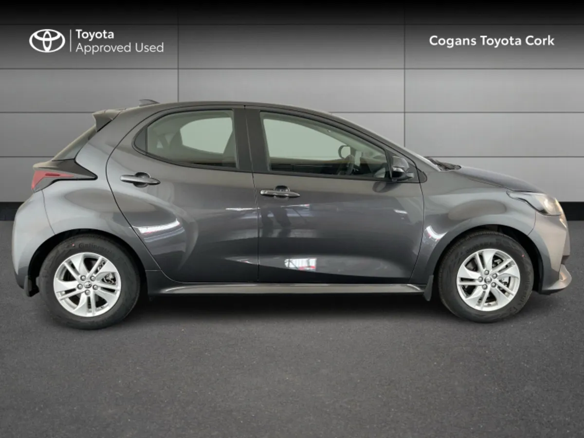 Toyota Yaris Luna - Image 3