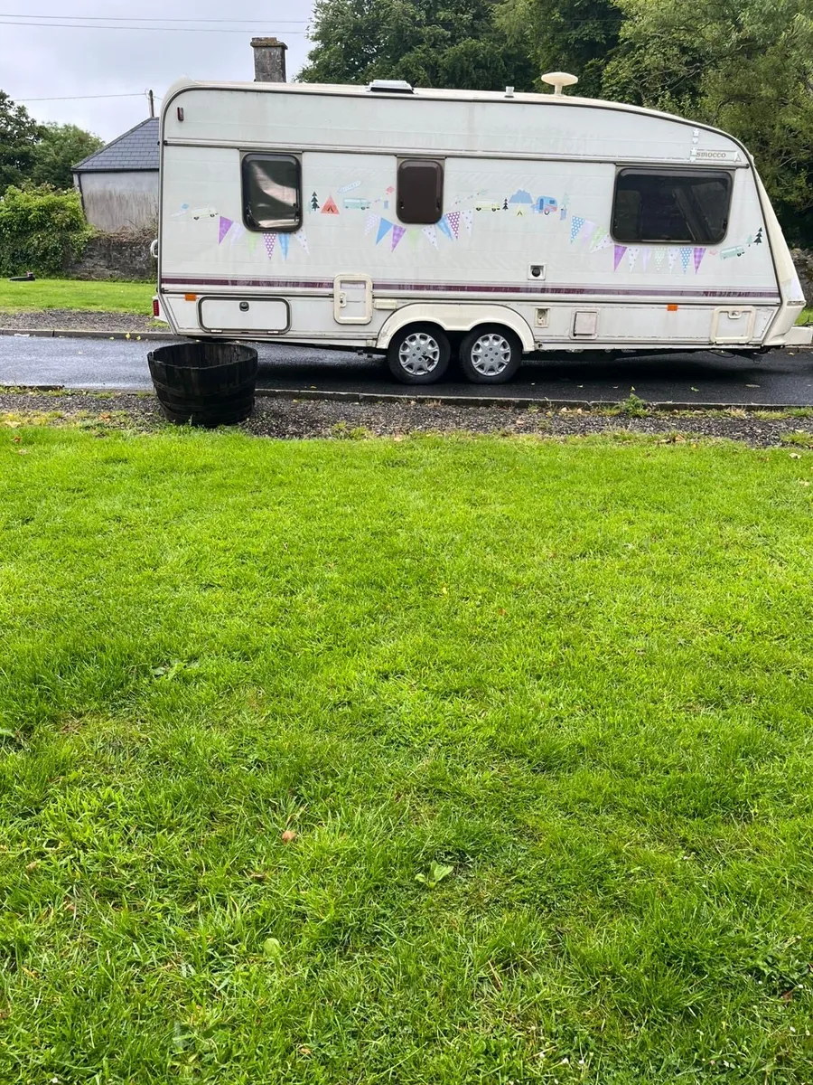 Caravan - Image 4