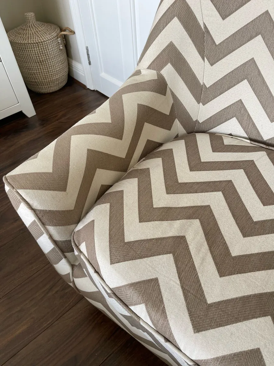 Armchair - Image 2
