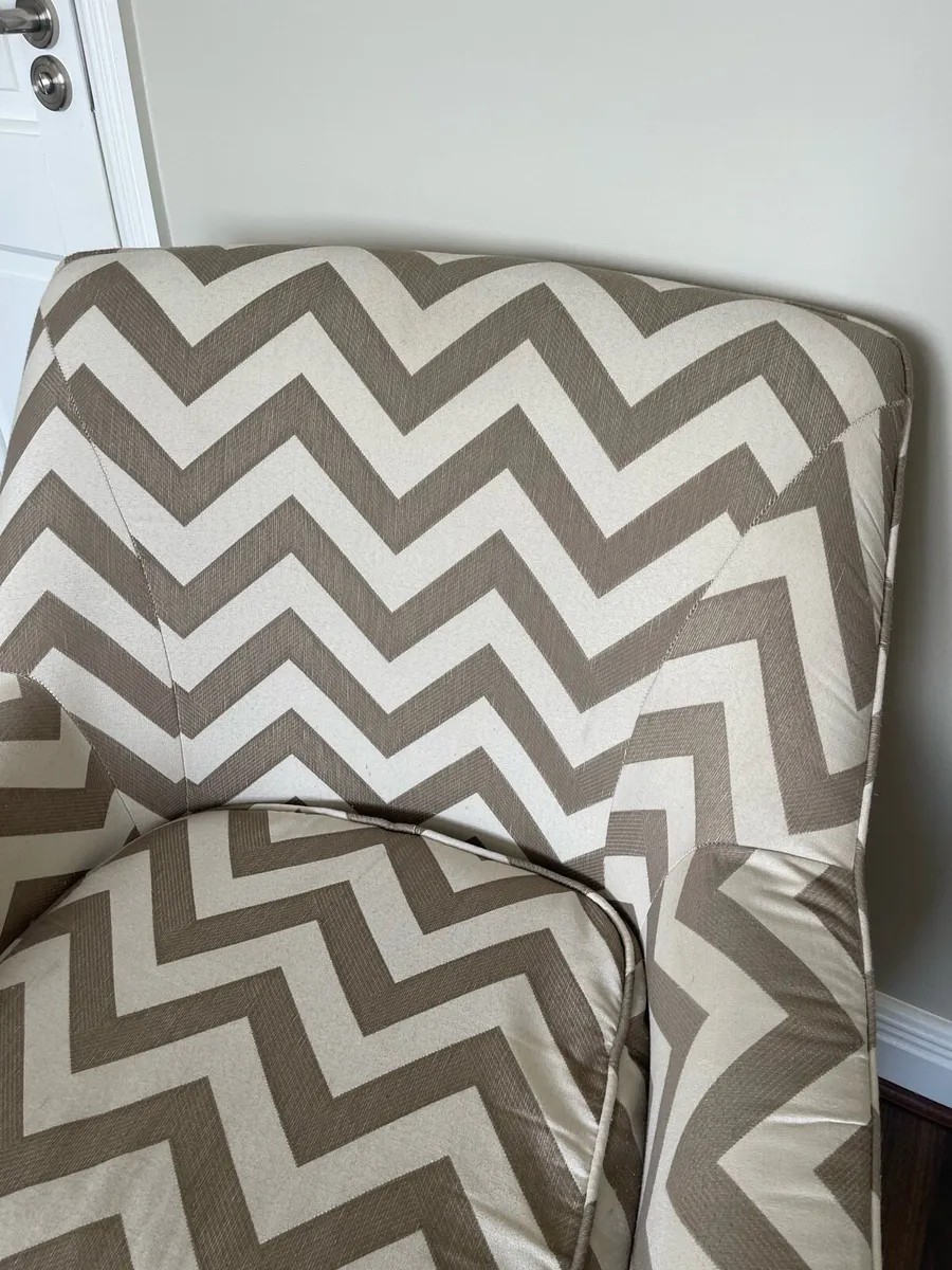 Armchair - Image 3