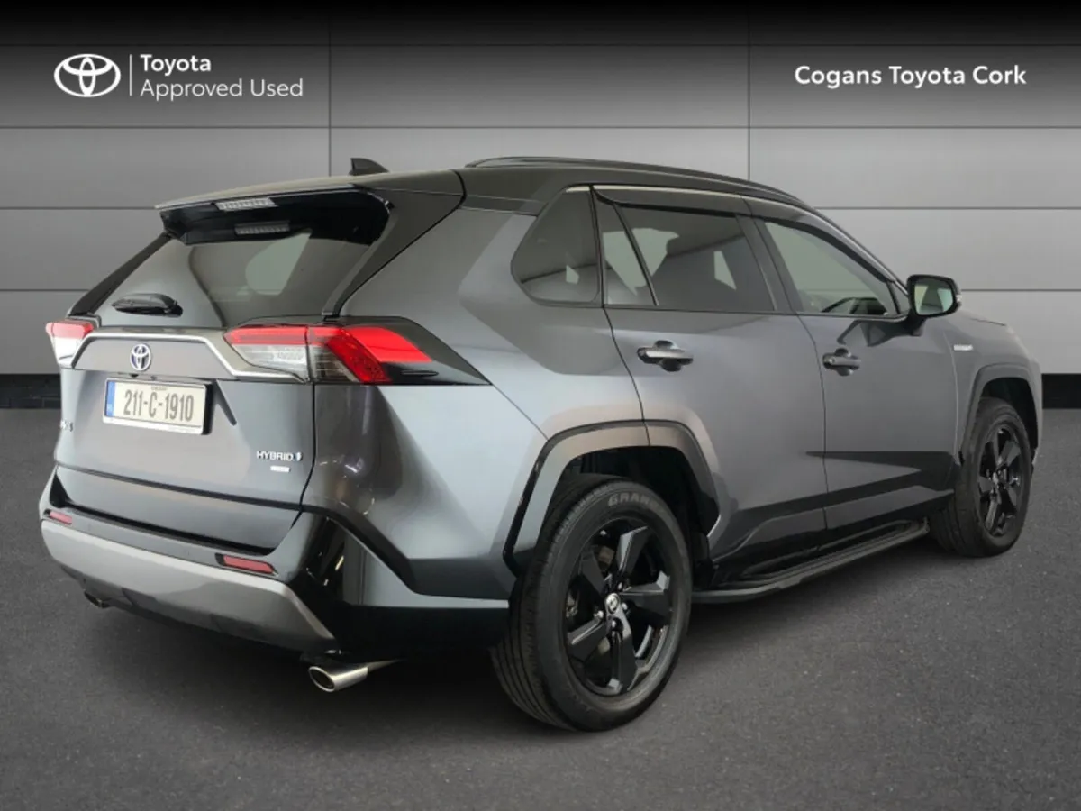 Toyota RAV4 RAV4 HYBRID SPORT**Main Dealer Service - Image 2