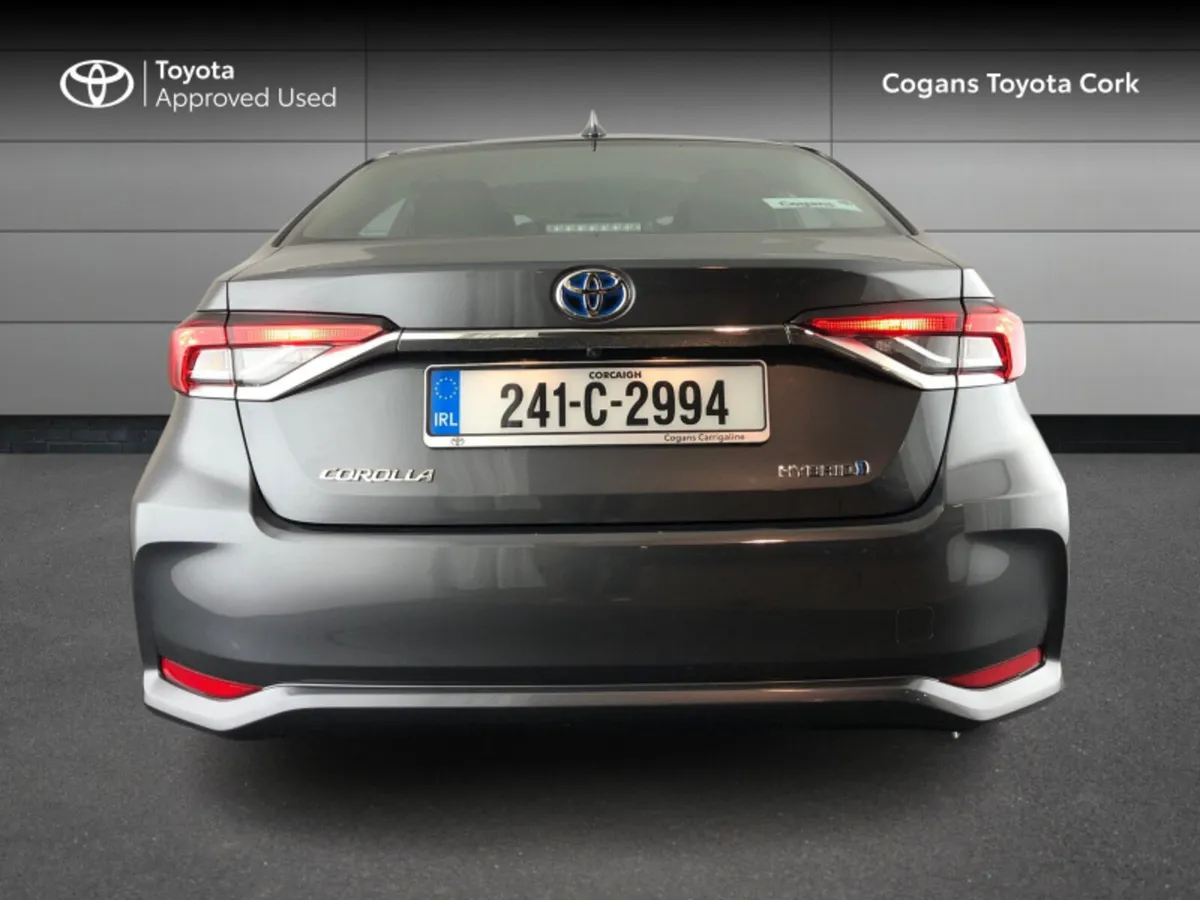 Toyota Corolla Luna Saloon - Image 4