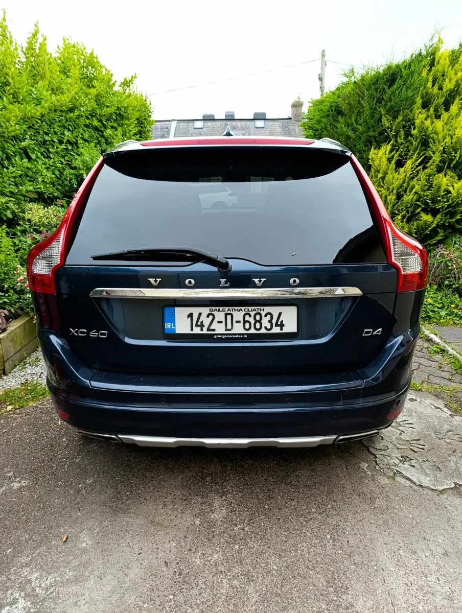 Volvo XC60 2014 SE Lux A/T - Image 3