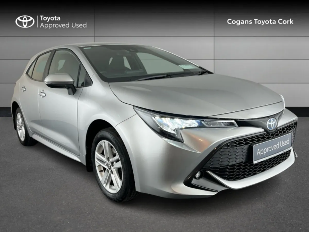Toyota Corolla LUNA H/B 4DR AUTO HYBRID - Image 1