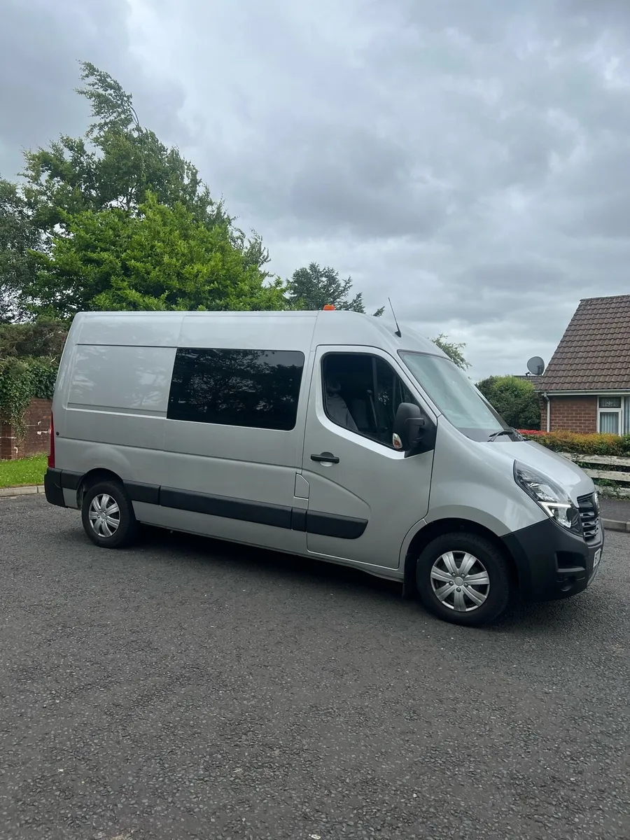 2021 Vauxhall movano 135 cdti 8 seater crew van - Image 1