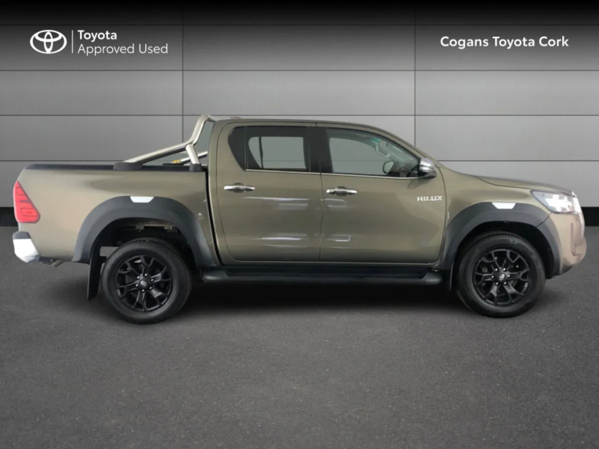Toyota Hilux Hilux Slider/Leather Seats - Image 3