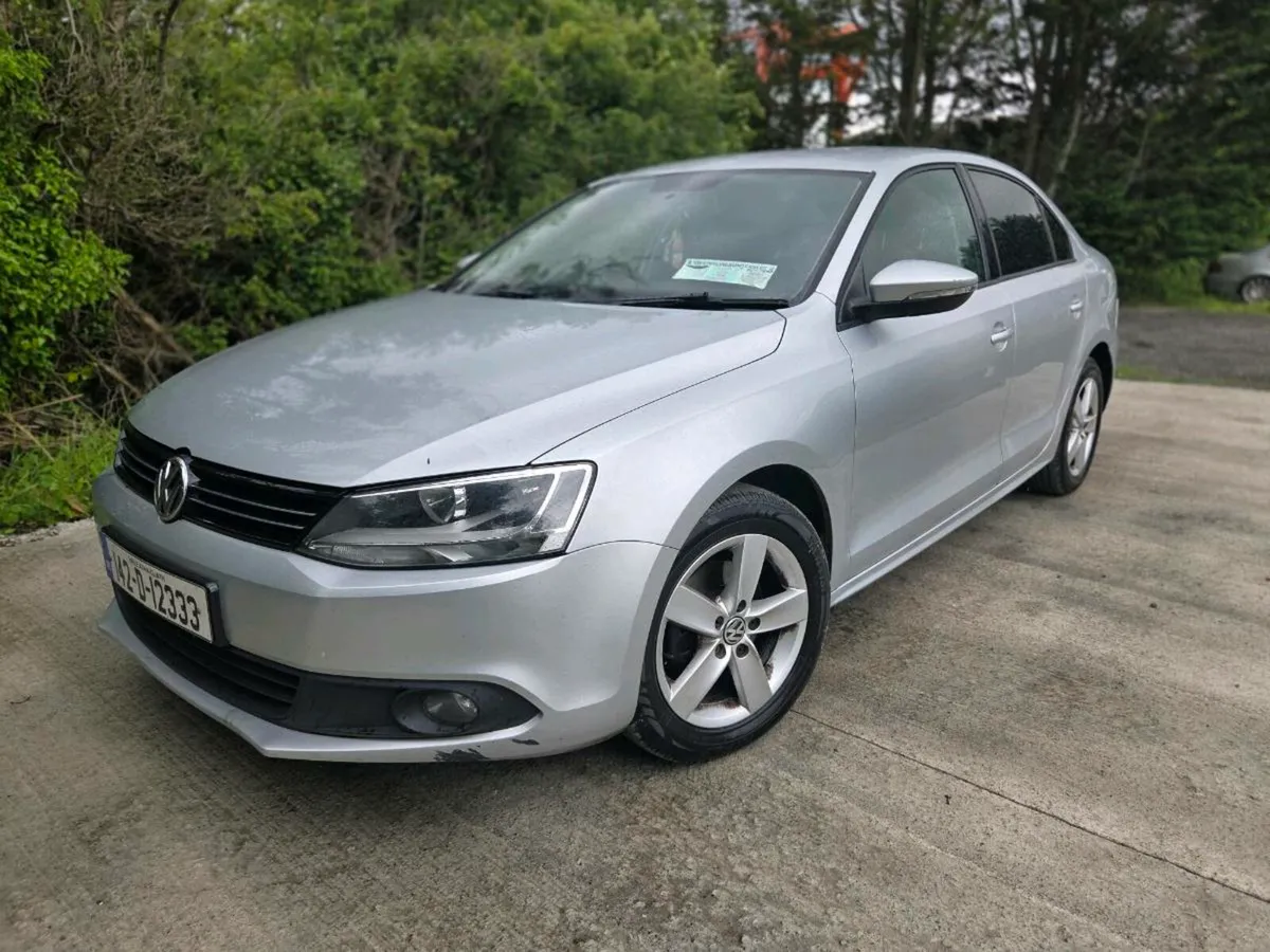 2014 VW Jetta - Image 2