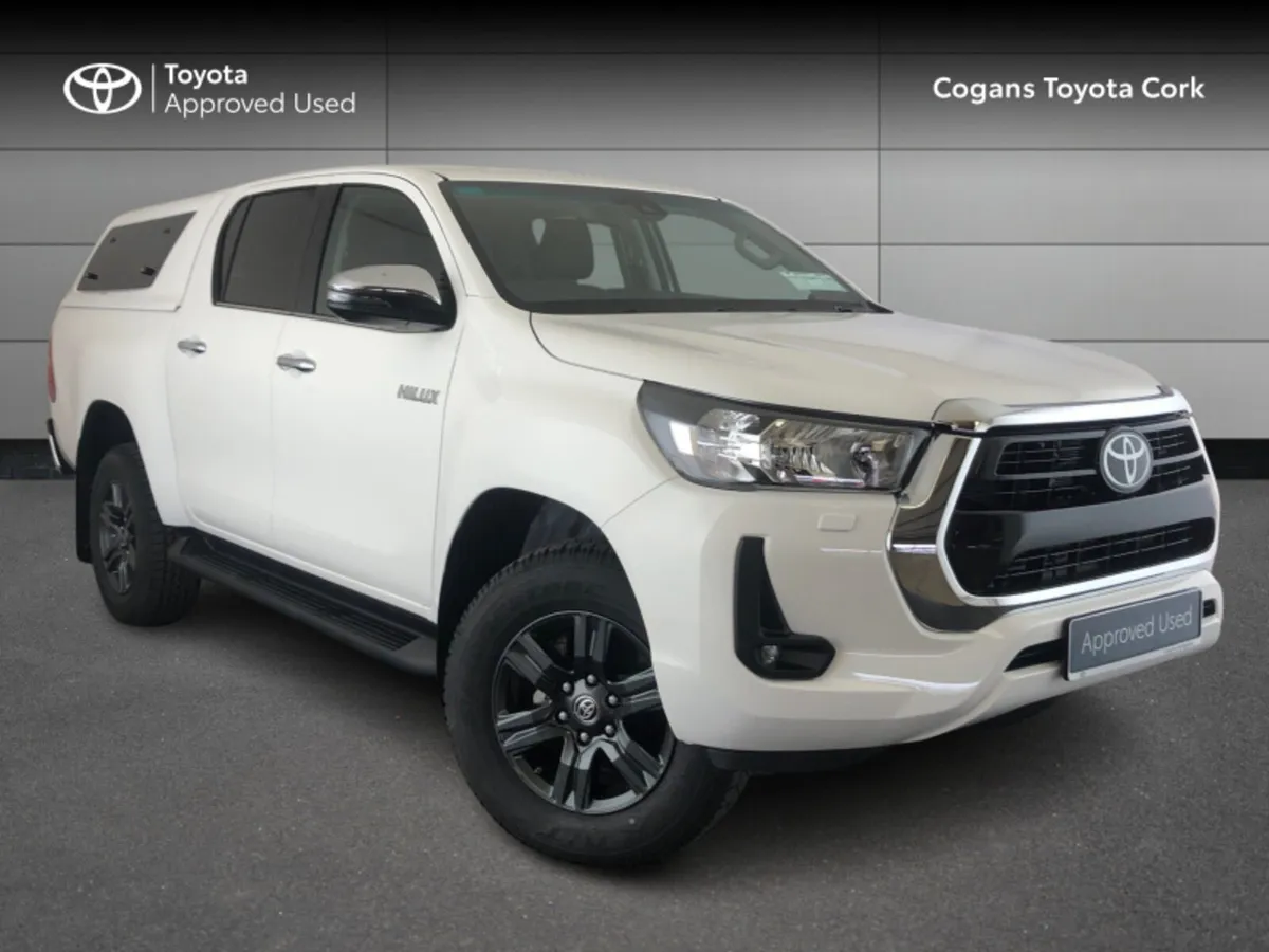 Toyota Hilux 2.4 - Image 1