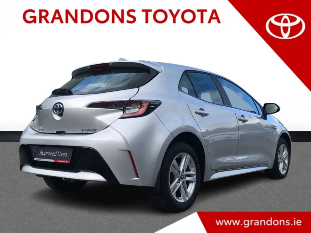 Toyota Corolla LUNA HATCHBACK - GRANDONS - Image 2