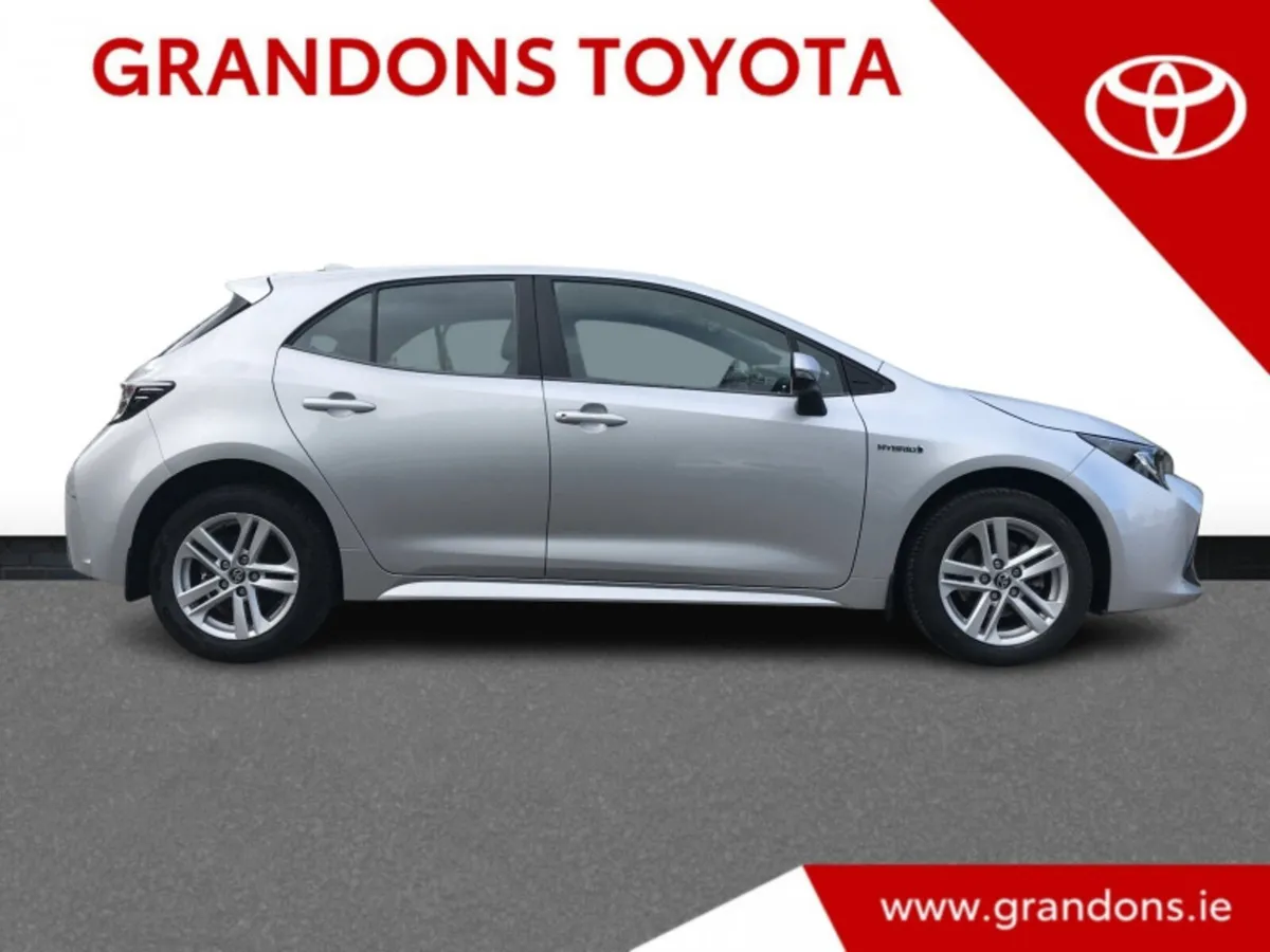 Toyota Corolla LUNA HATCHBACK - GRANDONS - Image 3
