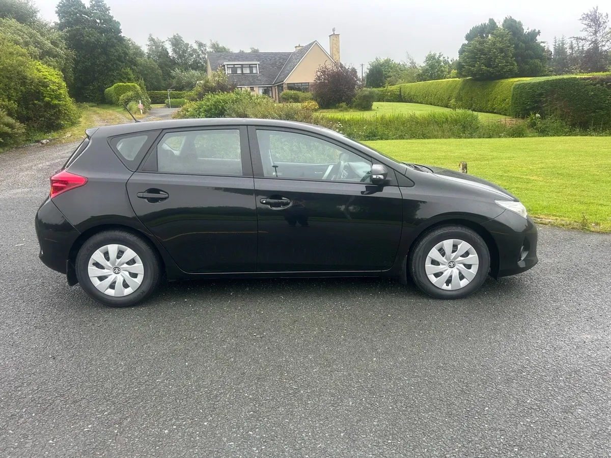 TOYOTA AURIS 2013*NCT 11/25* - Image 2