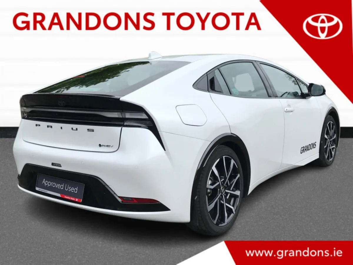 Toyota Prius PHEV HYBRID *EX DEMO* - GRANDONS - Image 2