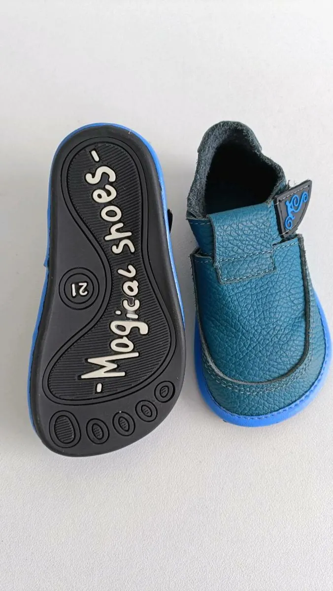 First baby shoes - Image 1