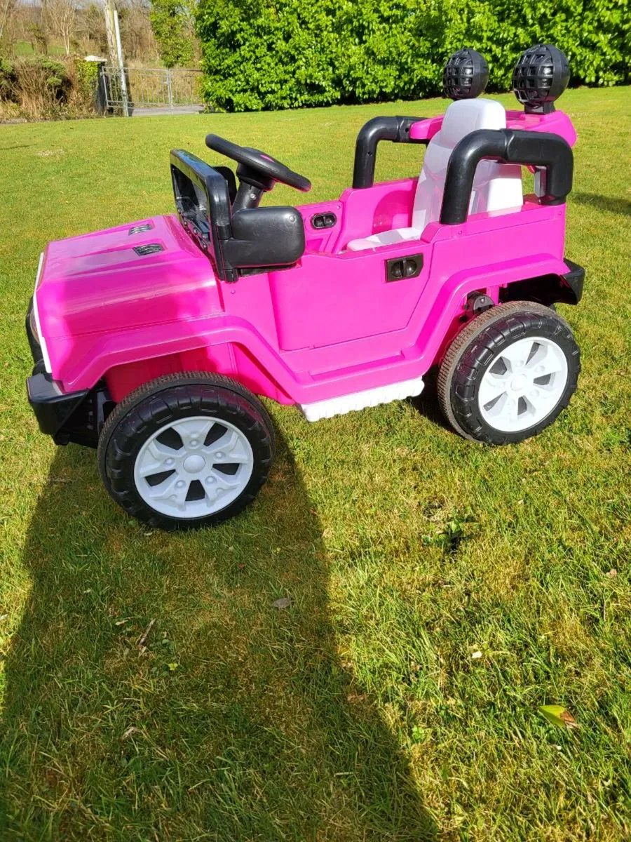 Toys - Image 2
