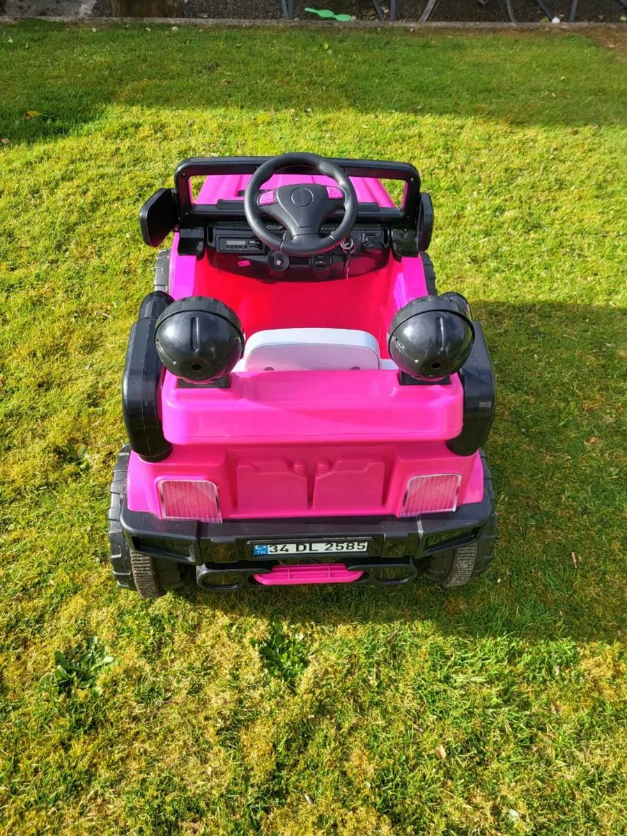 Toys - Image 3