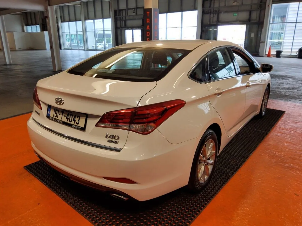 Hyundai i40 Executive Plus 1.7 Diesel - Image 3
