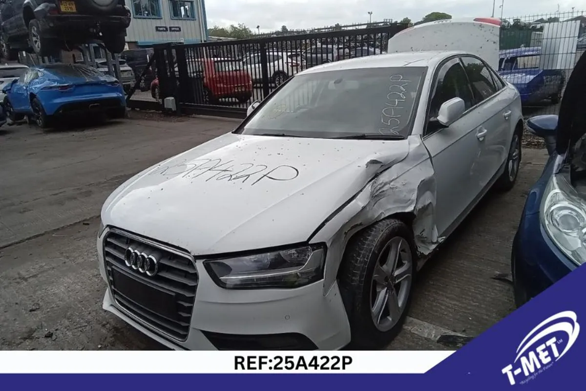 2012 AUDI A4 BREAKING FOR PARTS - Image 4