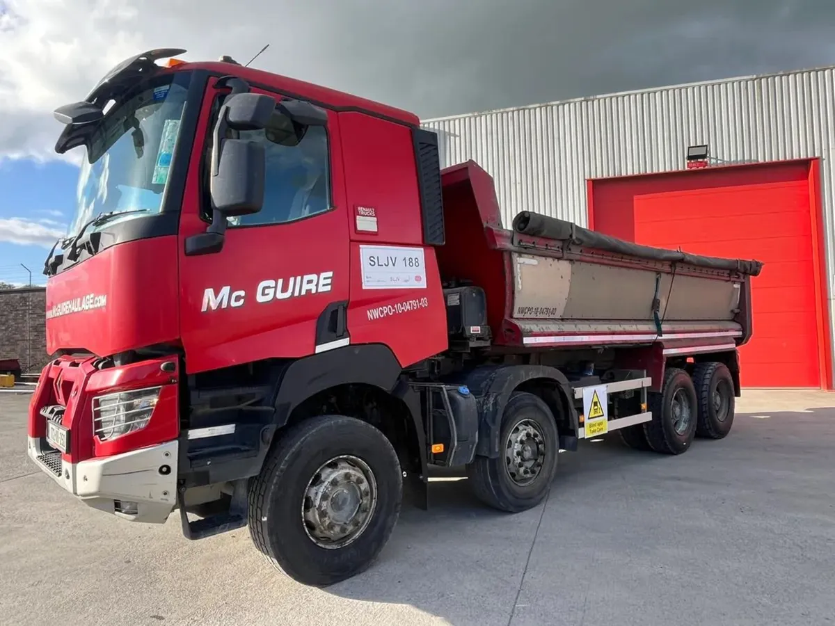 2017 Renault K430 8 X 4 Tipper - Image 1