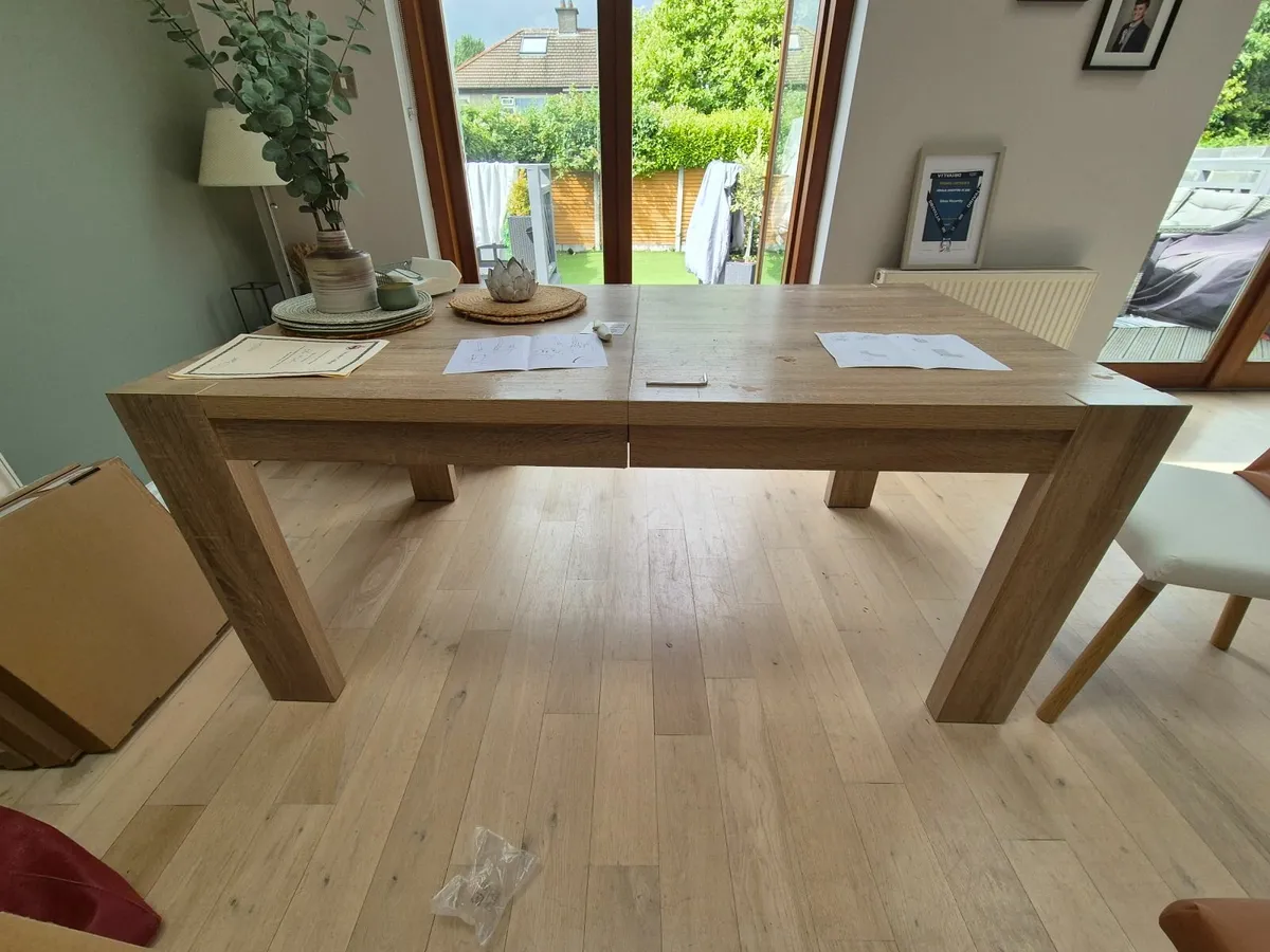 Dining table FREE - Image 3