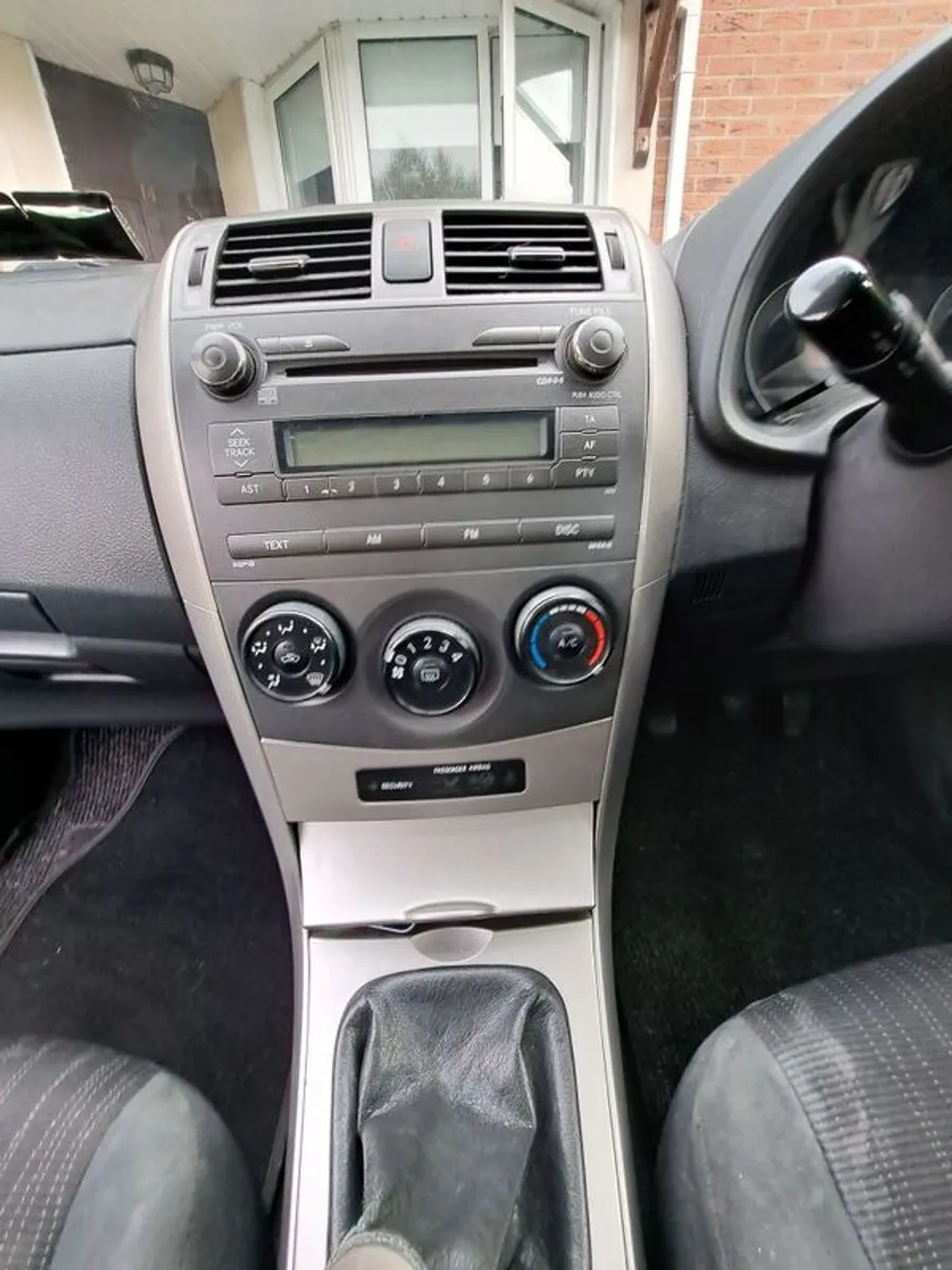 2008 Toyota Corolla - Image 2