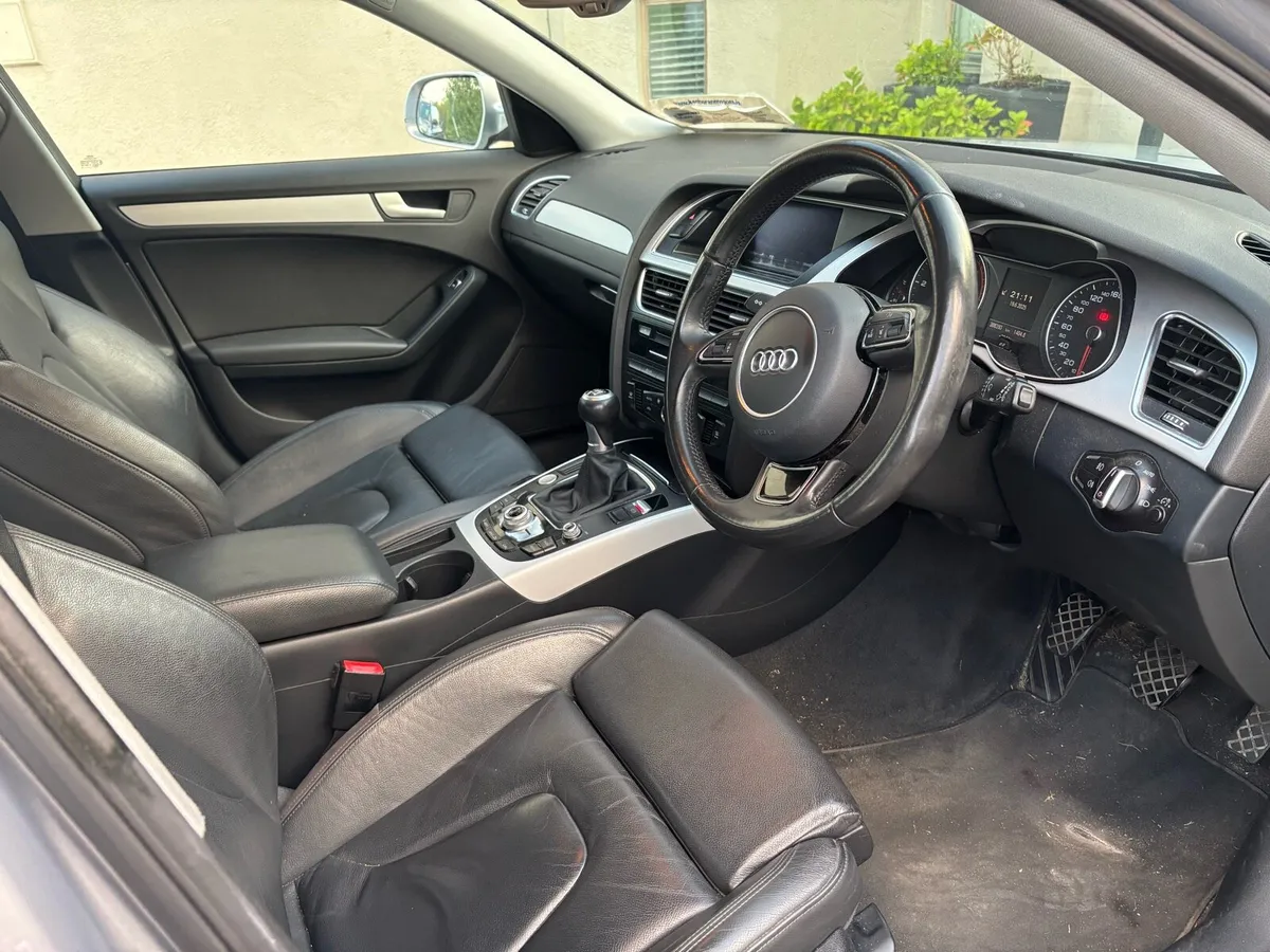 Audi A4 estate - Image 4