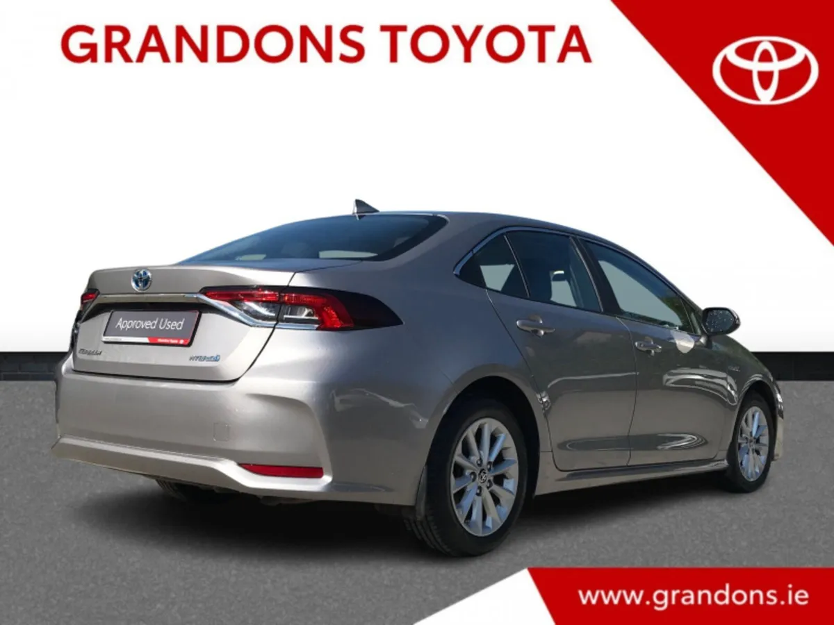 Toyota Corolla LUNA SALOON - GRANDONS - Image 2