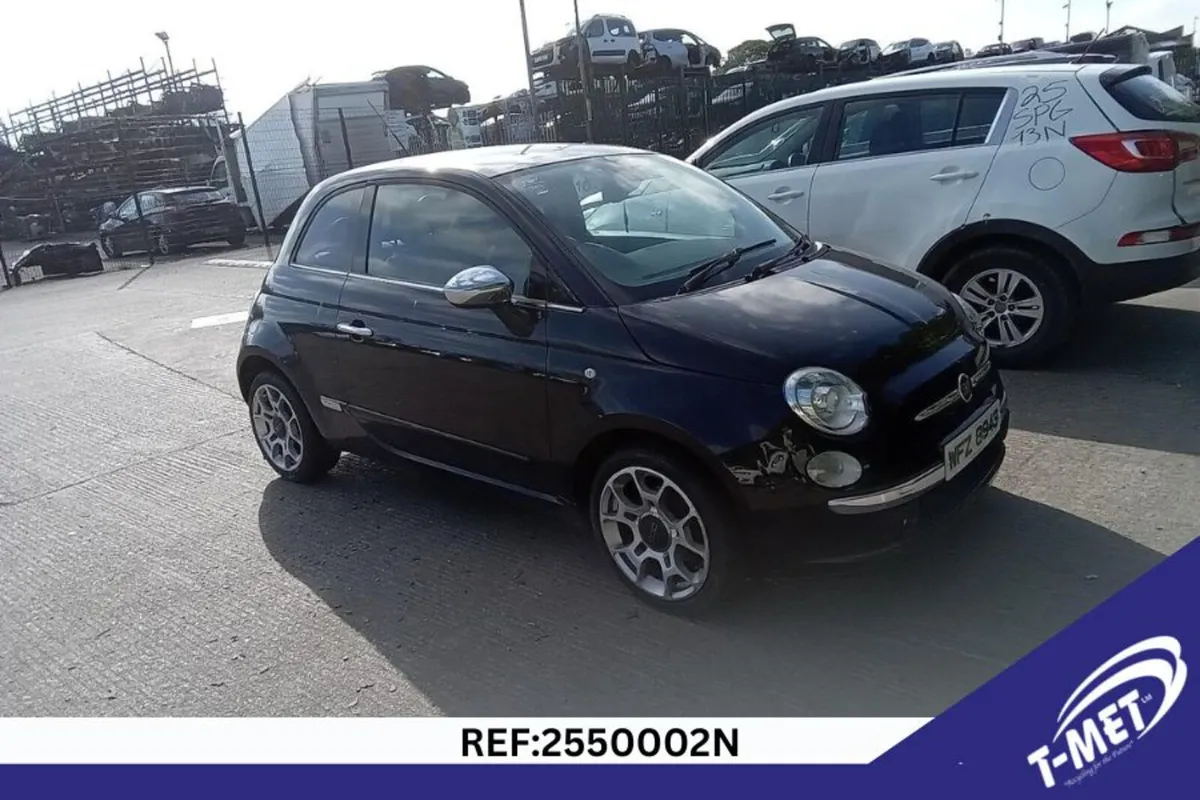 2011 FIAT 500 BREAKING FOR PARTS - Image 1