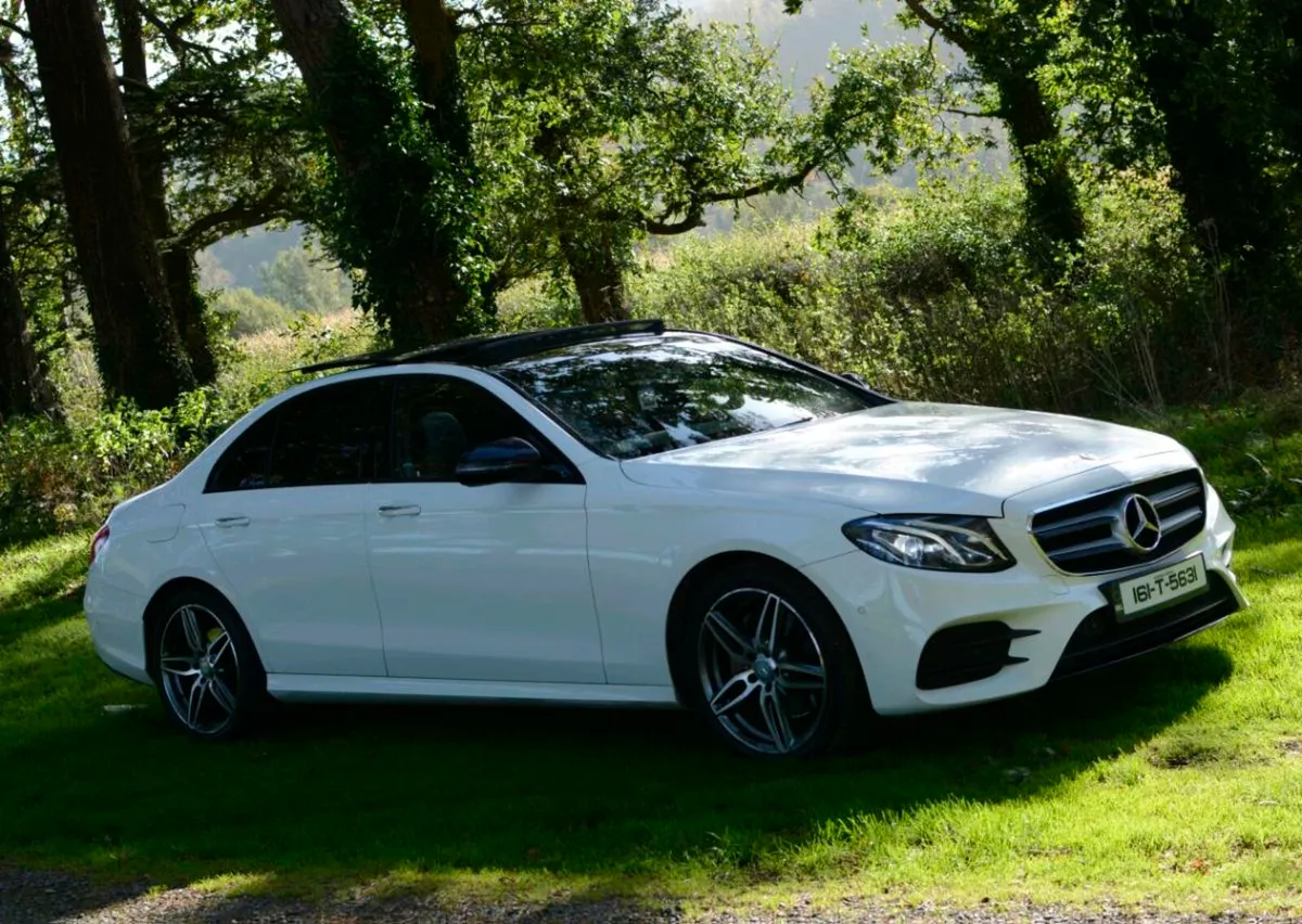 Mercedes Benz E220 D AMG Line Premium - Image 3
