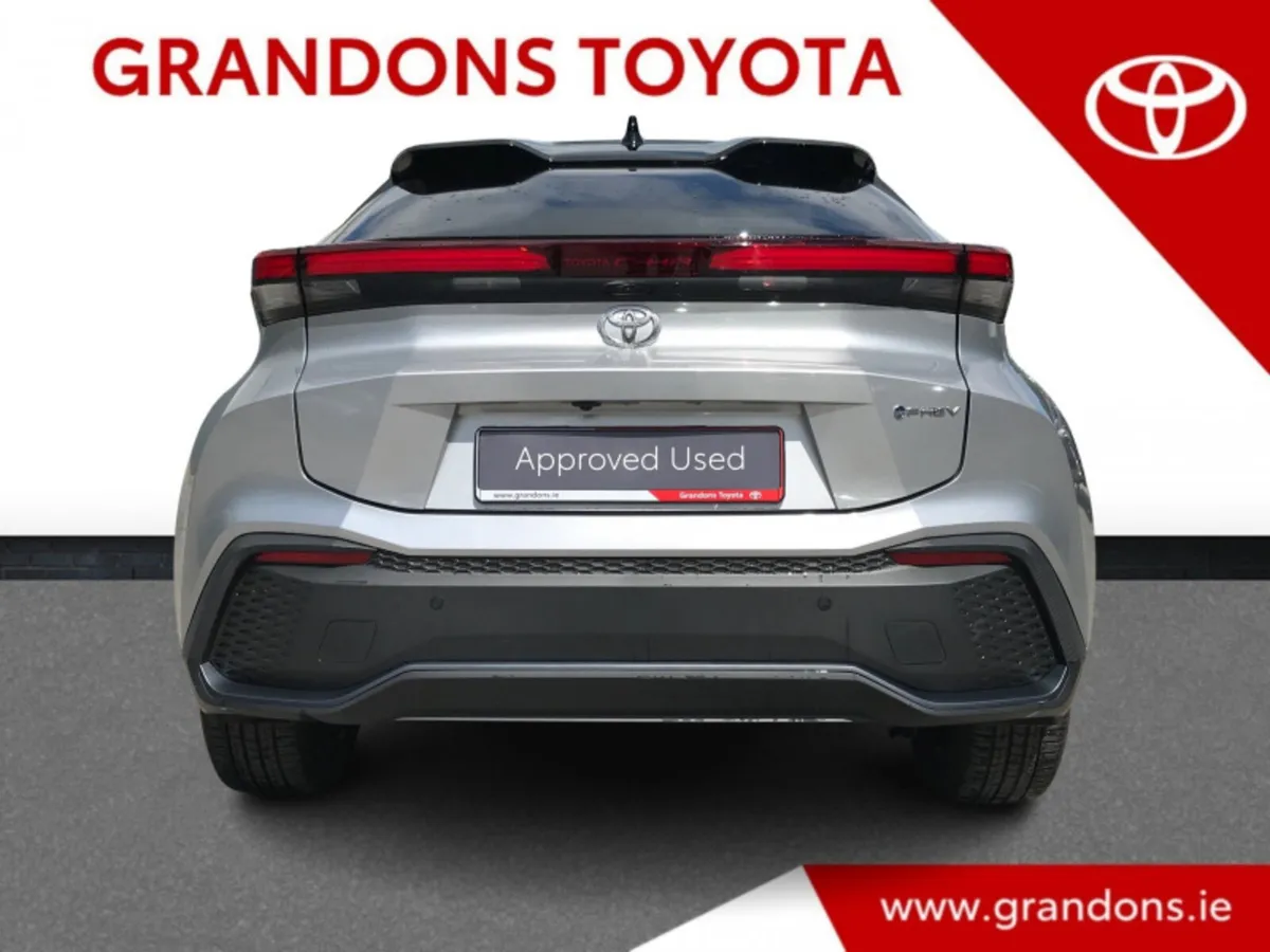 Toyota C-HR PHEV SPORT+ - GRANDONS - Image 4