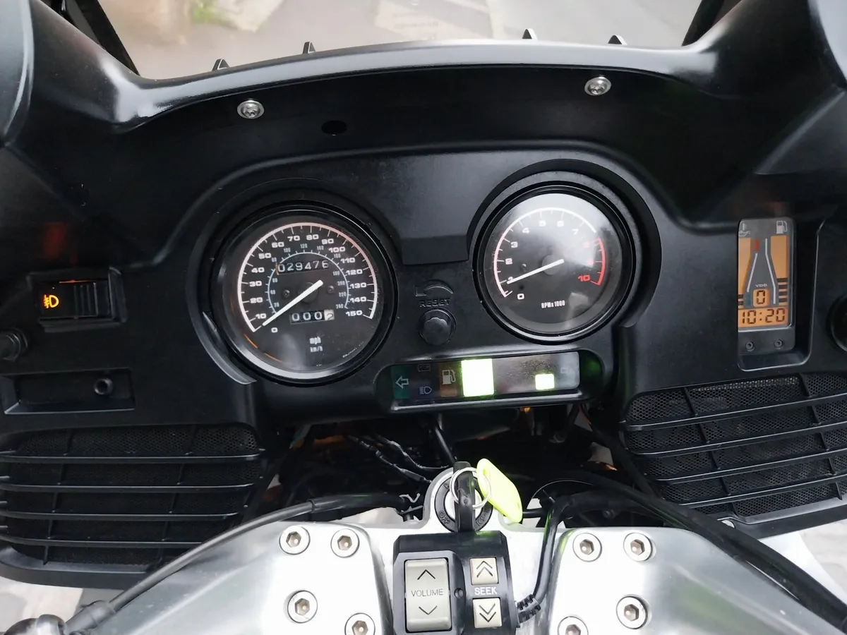 02 BMW R1150RT - Image 2