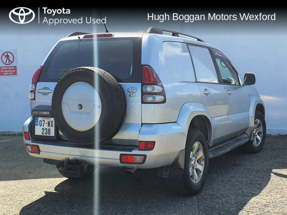 Toyota Land Cruiser LWB COMM GX TRADE SALE!! - Image 2