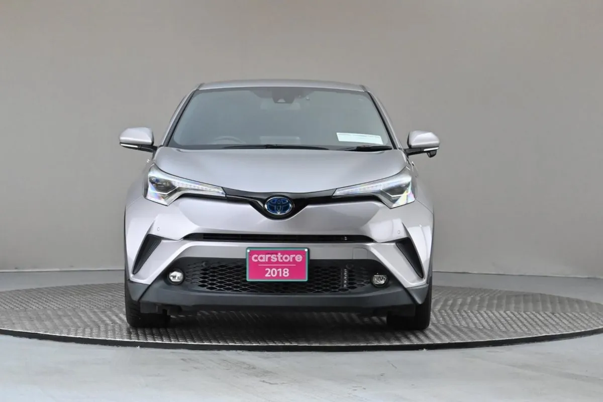 Toyota C-HR 1.8 Hybrid  reverse Cam android Car P - Image 2