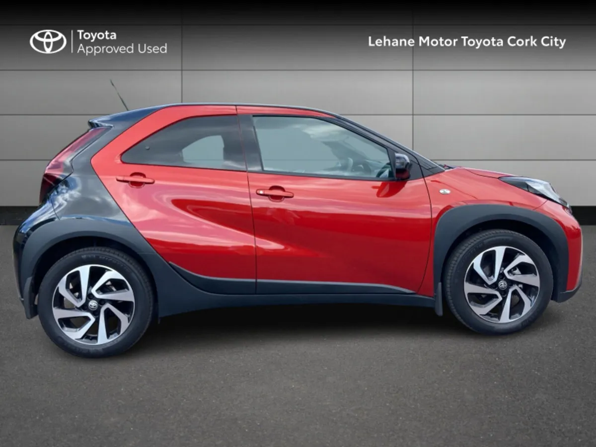 Toyota Aygo X 1.0 - Image 3
