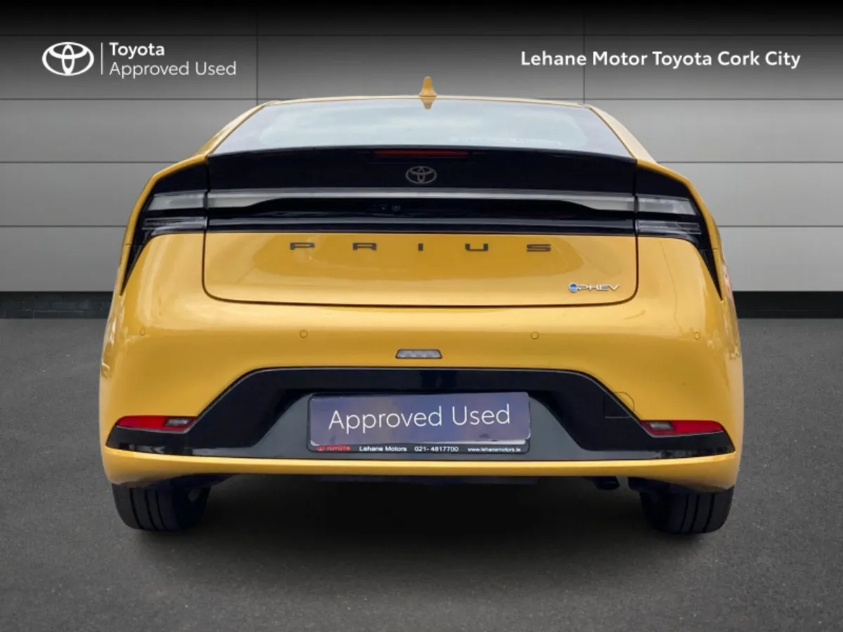 Toyota Prius PRIUS PLUG-IN HYBRID - Image 4