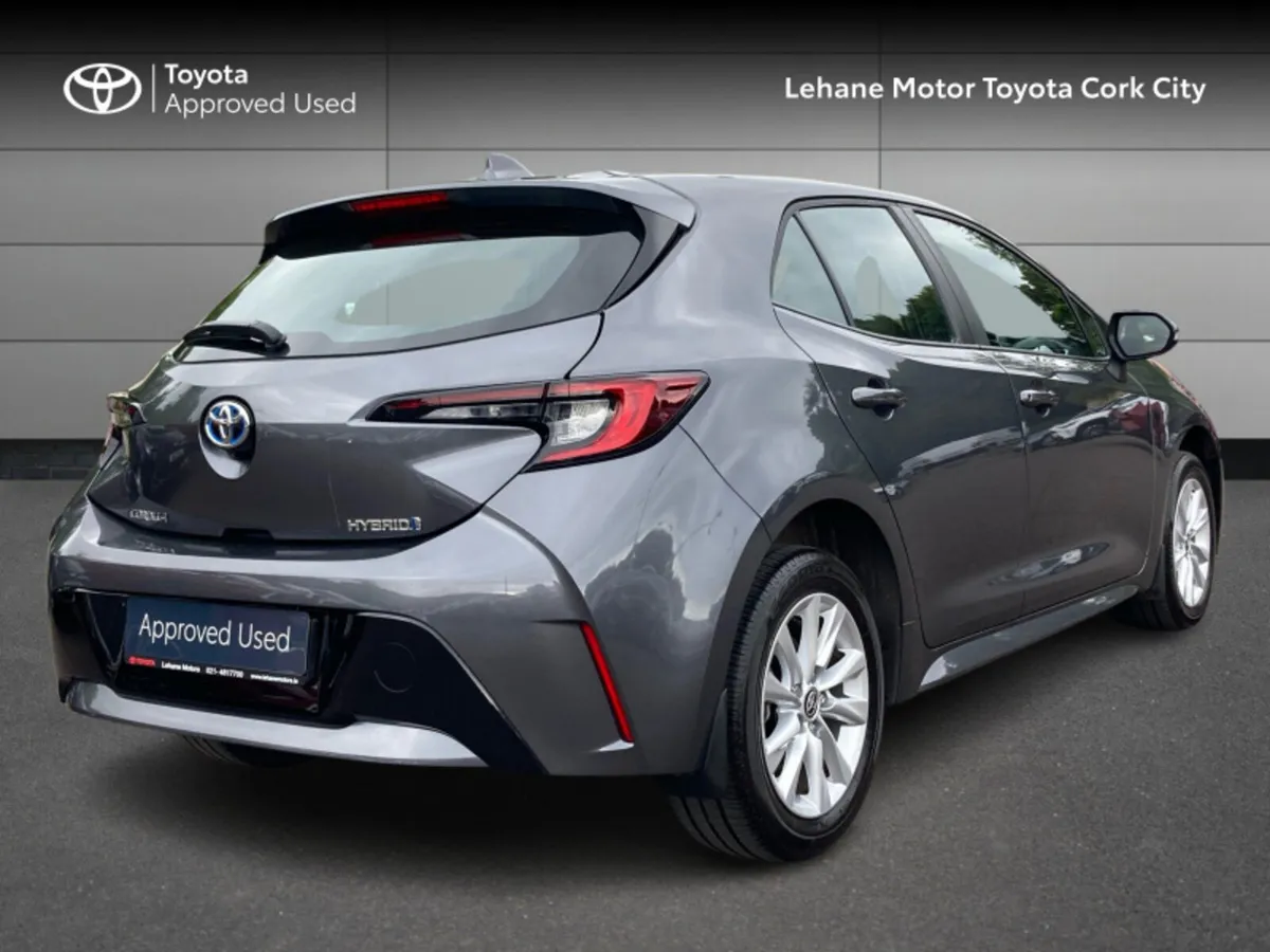 Toyota Corolla COROLLA HYBRID LUNA H/B - Image 2