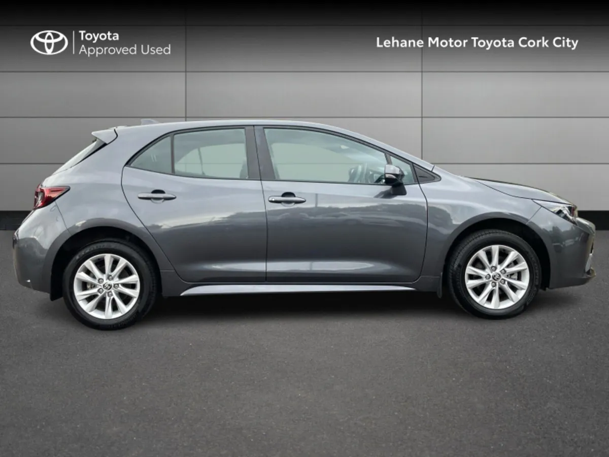 Toyota Corolla COROLLA HYBRID LUNA H/B - Image 3