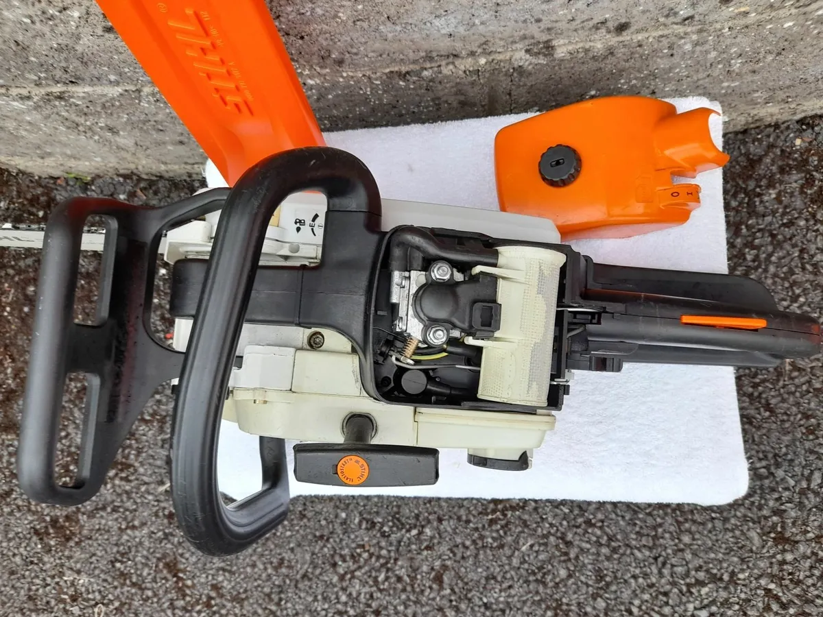 Selling Chainsaw - Image 2