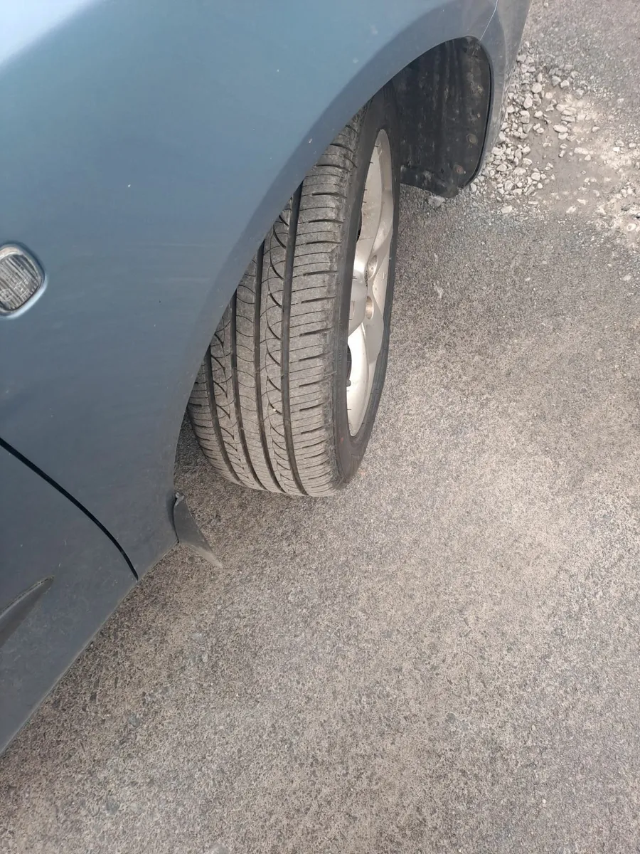Skoda Fabia 2010 - Image 2
