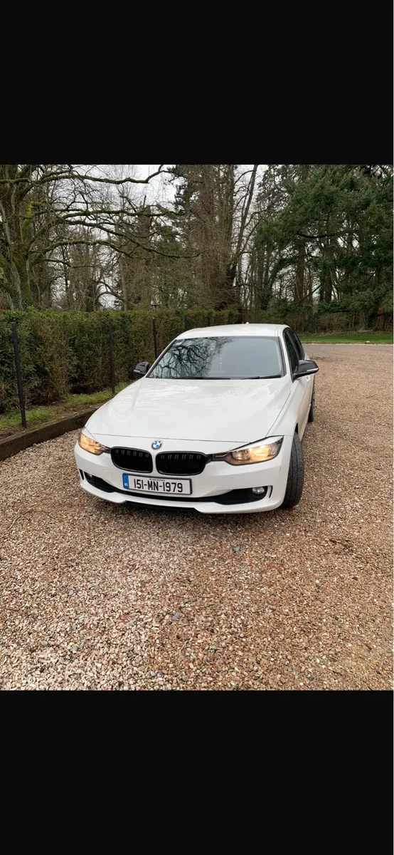 BMW 320D 2015 - Image 2