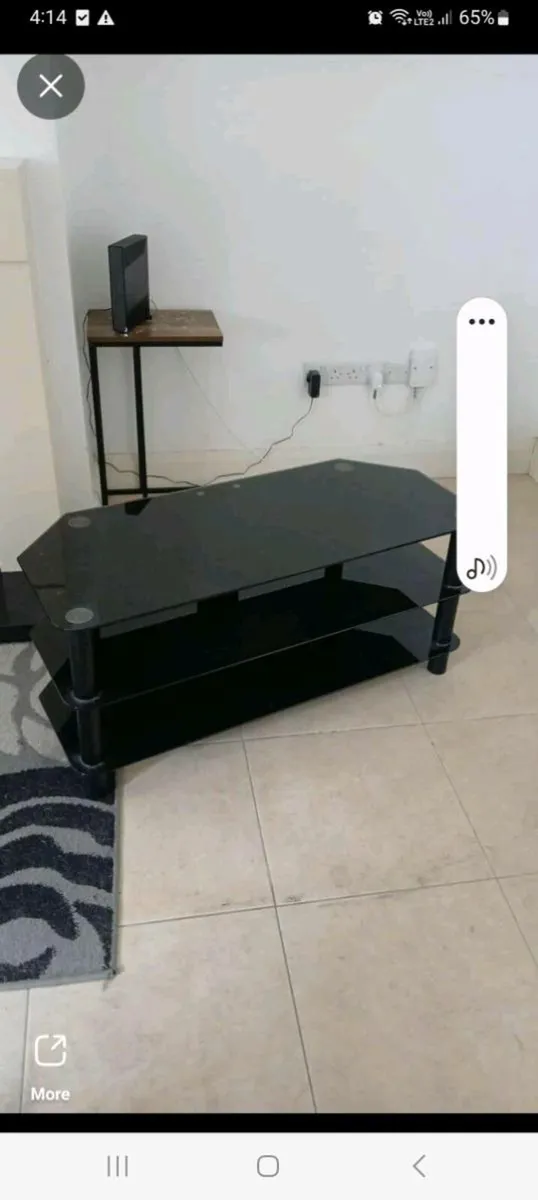 Tv stand - Image 1