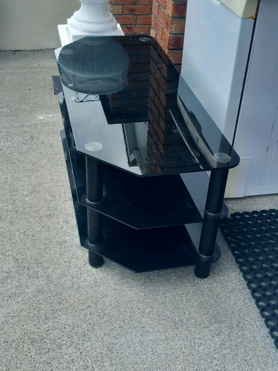 Tv stand - Image 3